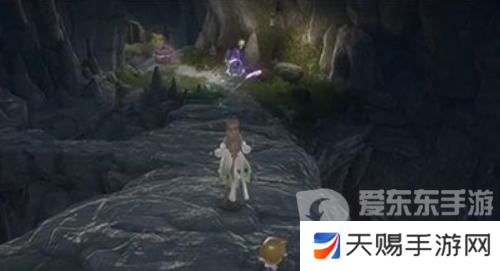 如何通过妈**绣感红桃视频掌握手工刺绣技巧，提升绣艺水平？